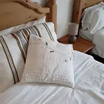 Les Volets Bleus Du Segur Holiday home Le Segur