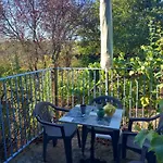 Les Volets Bleus Du Segur Holiday home