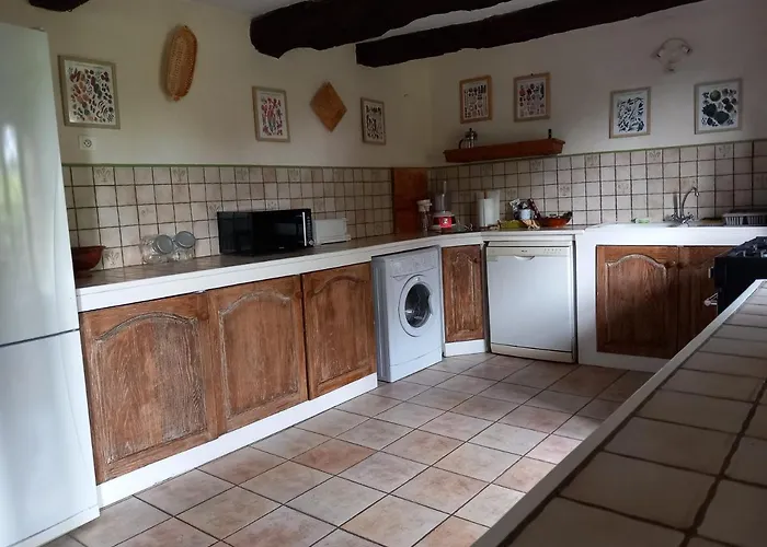 Les Volets Bleus Du Segur *