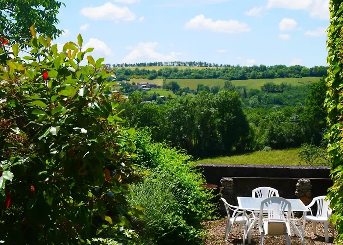 Les Volets Bleus Du Segur Le Segur