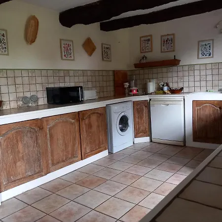 Les Volets Bleus Du Segur *