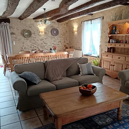 Les Volets Bleus Du Segur Le Segur