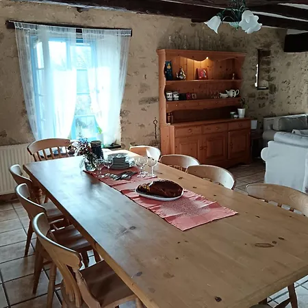 Les Volets Bleus Du Segur