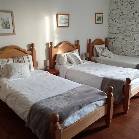 Les Volets Bleus Du Segur Holiday home Le Segur