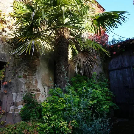 Les Volets Bleus Du Segur Сasa de vacaciones *