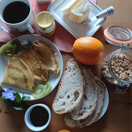 Nyaraló Les Volets Bleus Du Segur *
