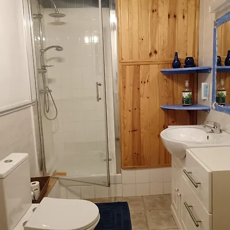 Holiday home Les Volets Bleus Du Segur