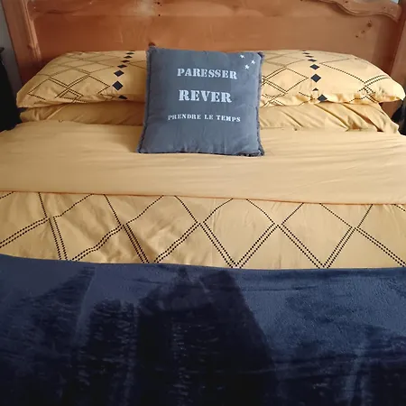 Les Volets Bleus Du Segur Сasa de vacaciones *