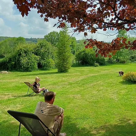 Nyaraló Les Volets Bleus Du Segur *